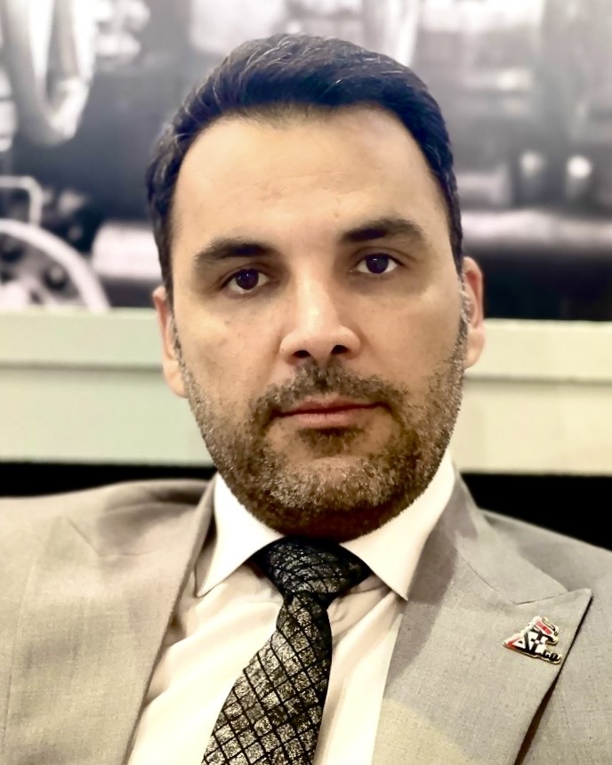 دکتر احسان مقدس‌پور